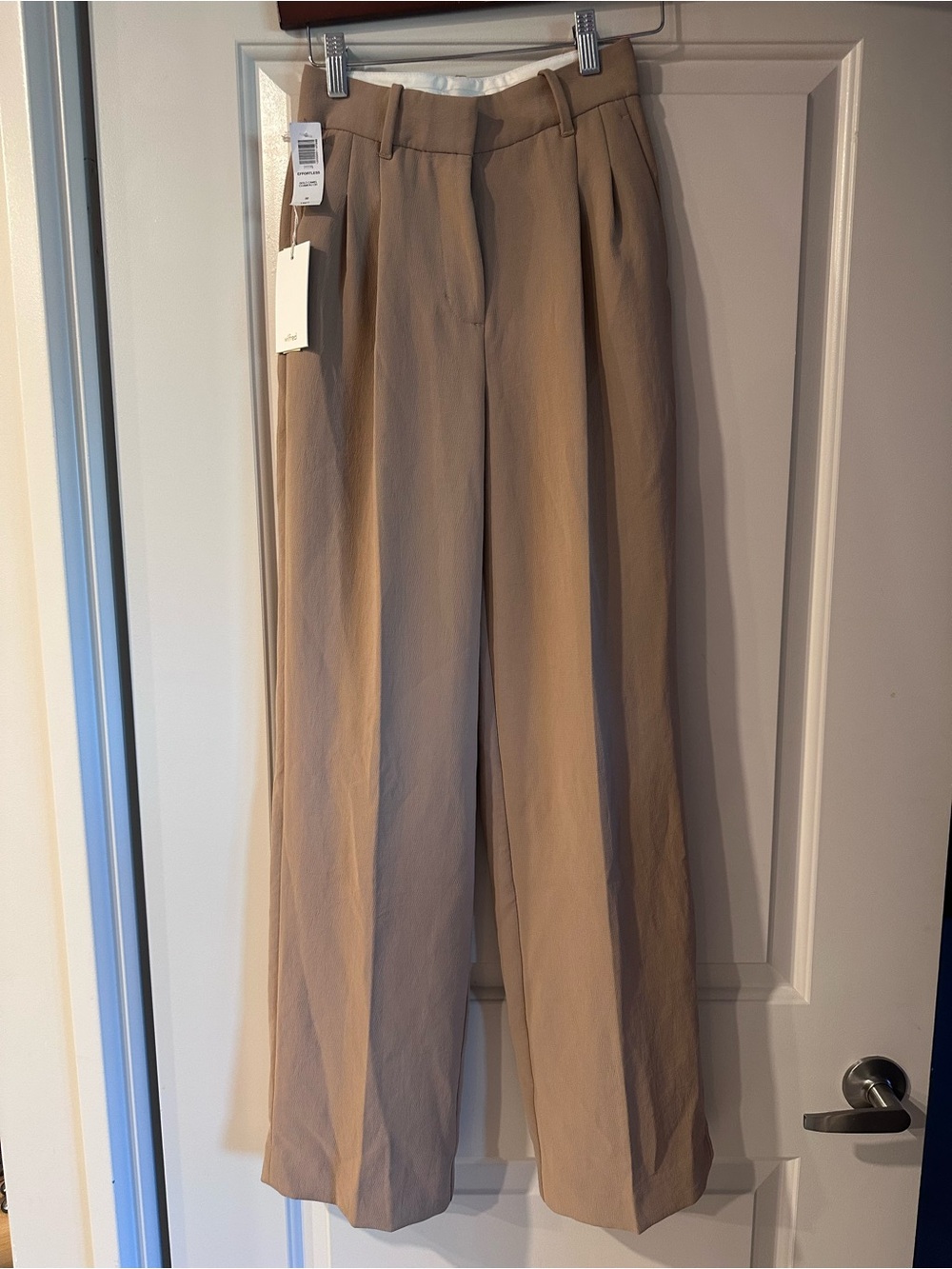 NWT Wilfred Effortless Pant